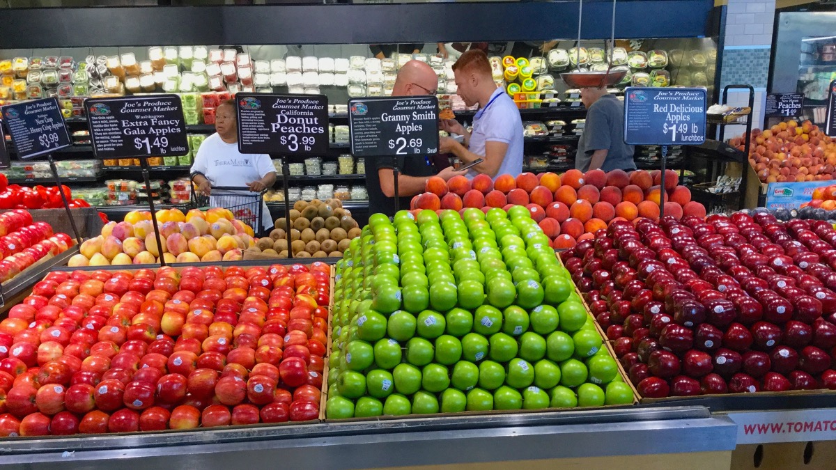 Joe’s Produce Gourmet Market   (Livonia – Michigan). Vi racconto qualcosa su questo supermercato.